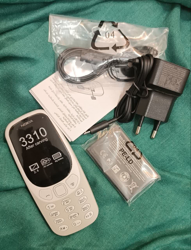 گوشی نوکیا 3310 | 4G / ظرفیت 16 مگابایت / رام 8 / اصلی ساخت ویتنام/ ریجستر دائم با کد همتا