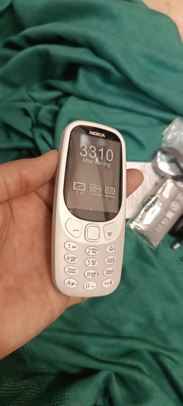 گوشی نوکیا 3310 | 4G / ظرفیت 16 مگابایت / رام 8 / اصلی ساخت ویتنام/ ریجستر دائم با کد همتا